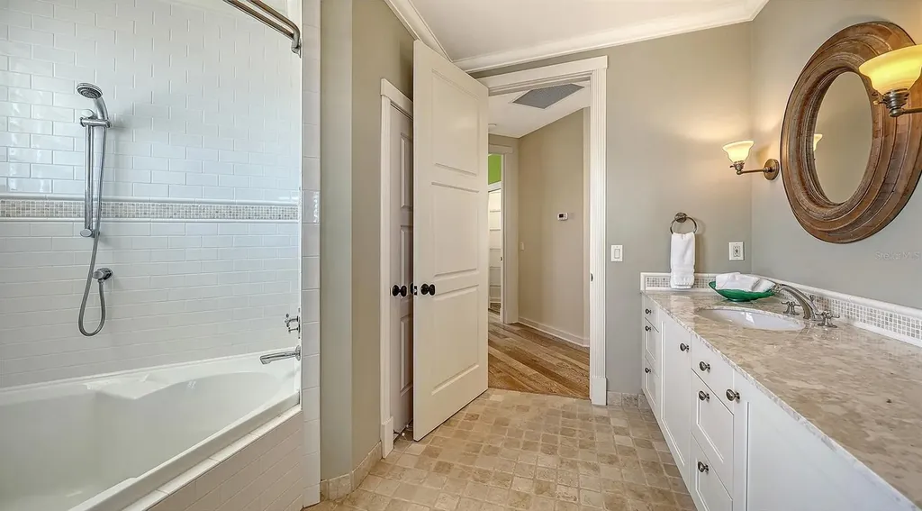 6477 Gulfside Road Longboat Key FL 34228