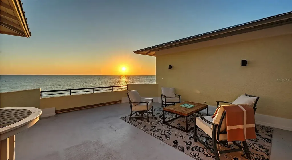 6477 Gulfside Road Longboat Key FL 34228