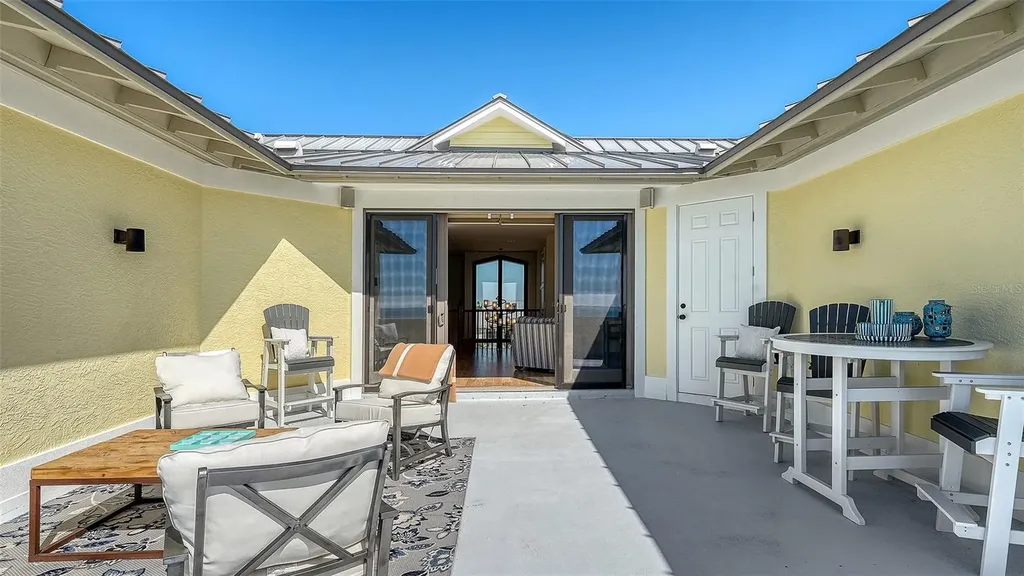 6477 Gulfside Road Longboat Key FL 34228