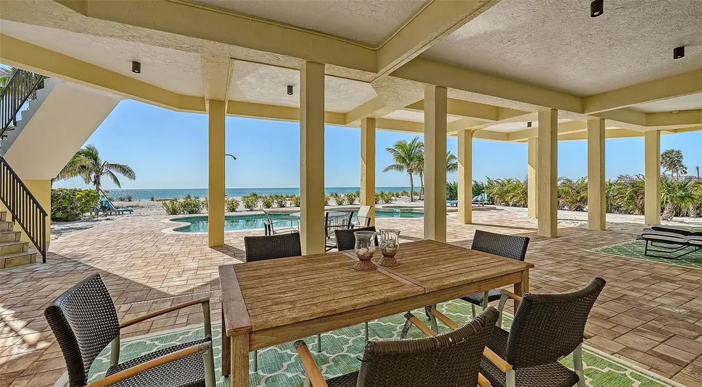 6477 Gulfside Road Longboat Key FL 34228
