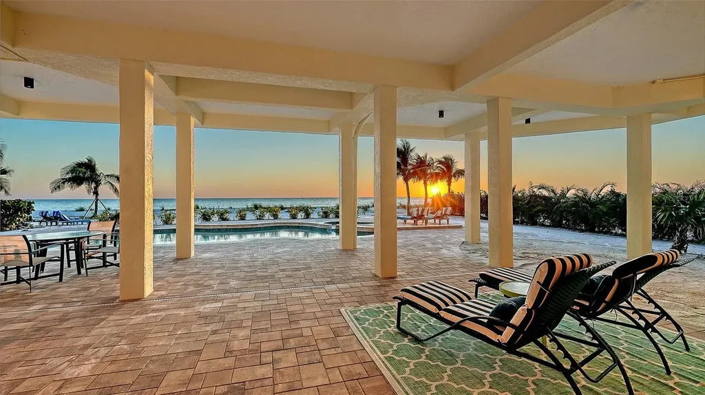 6477 Gulfside Road Longboat Key FL 34228