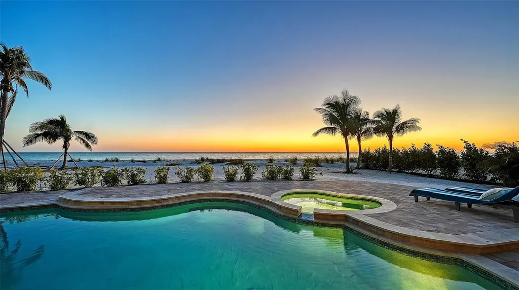 6477 Gulfside Road Longboat Key FL 34228