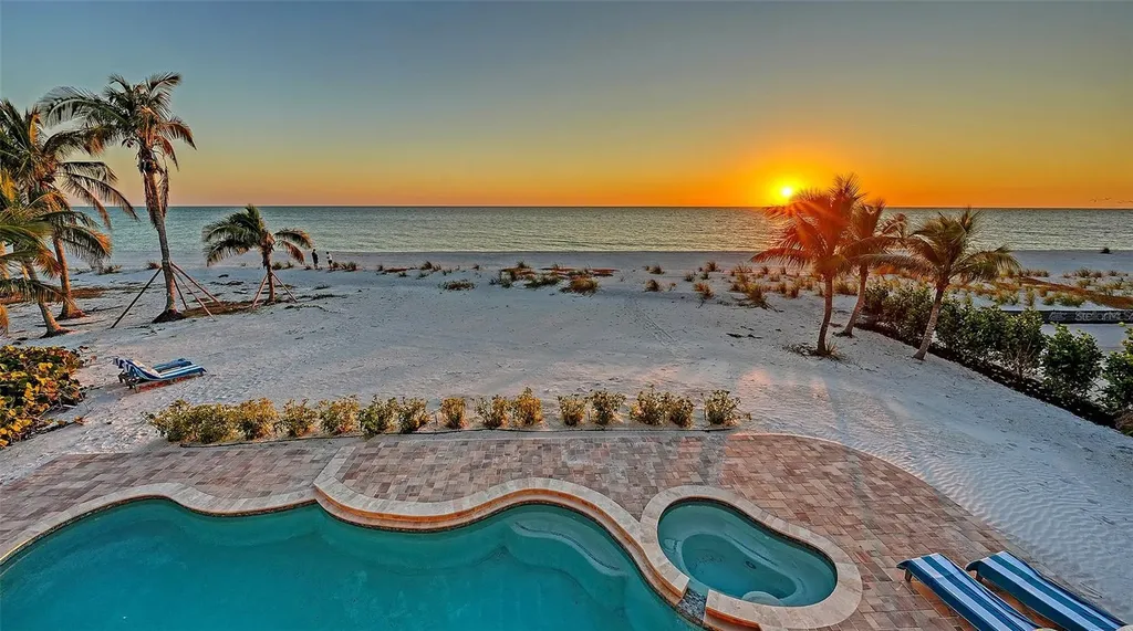 6477 Gulfside Road Longboat Key FL 34228
