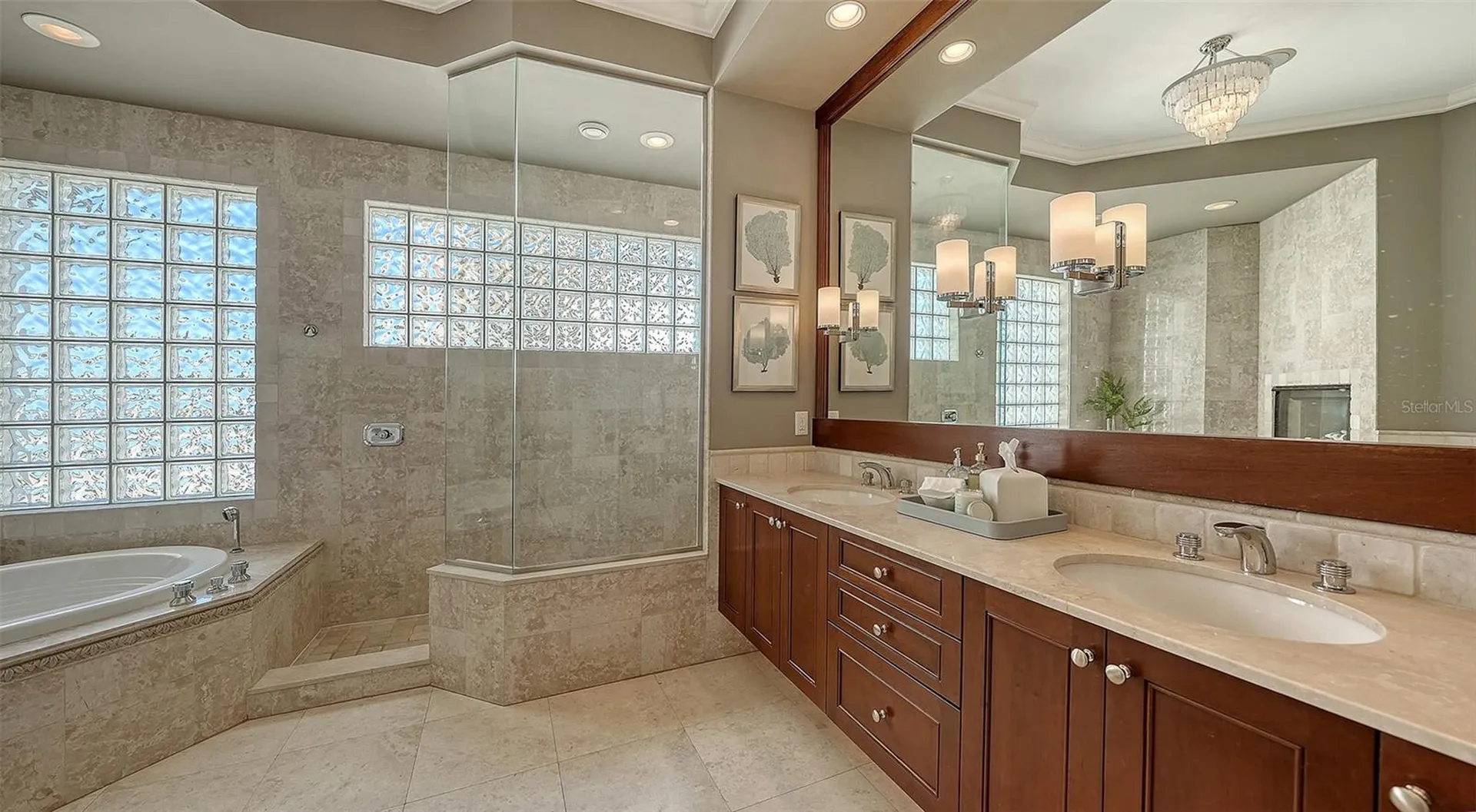 6477 Gulfside Road Longboat Key FL 34228
