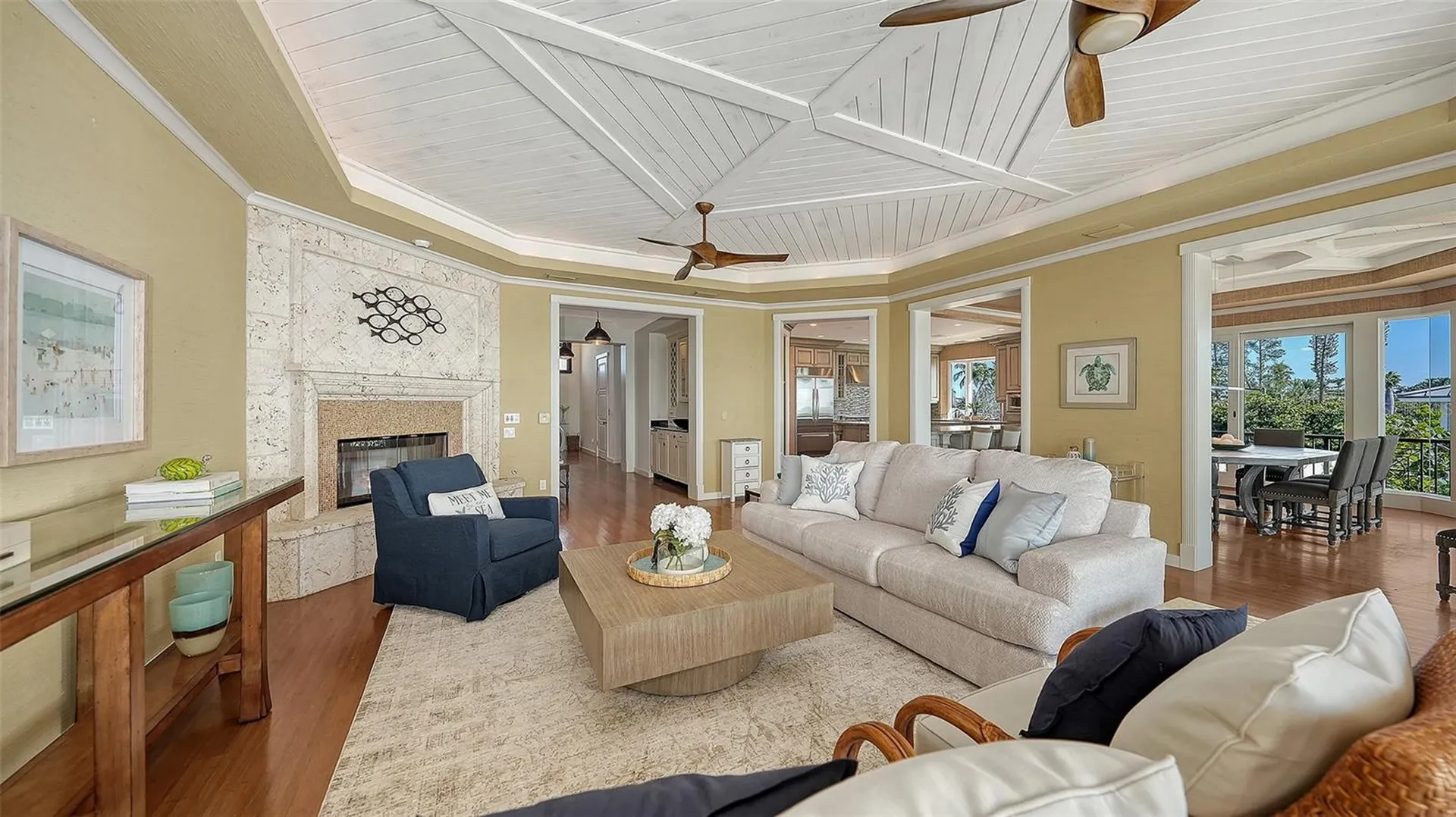 6477 Gulfside Road Longboat Key FL 34228