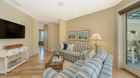 6477 Gulfside Road Longboat Key FL 34228
