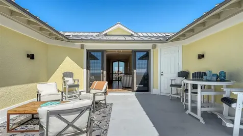 6477 Gulfside Road Longboat Key FL 34228