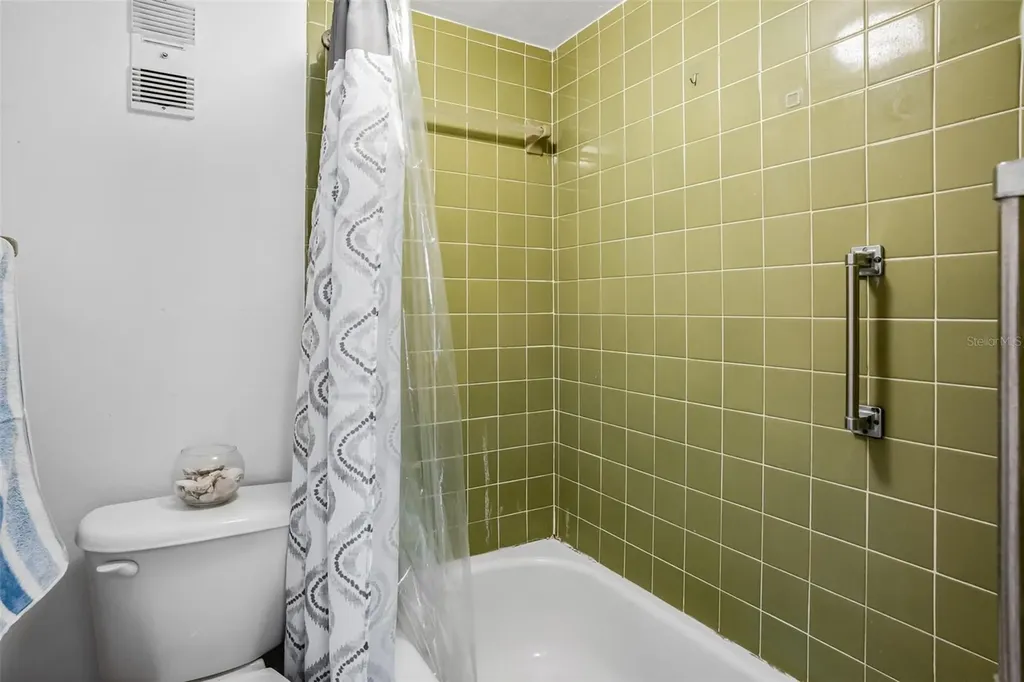 11485 Oakhurst Road Largo FL 33774