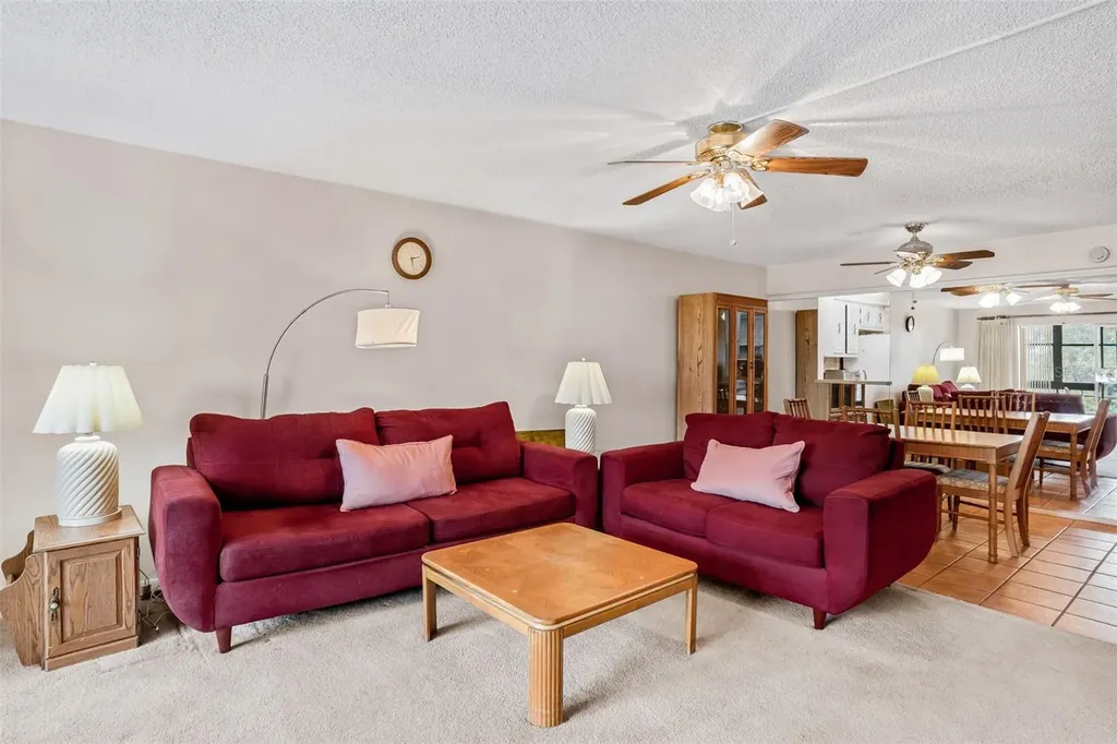 11485 Oakhurst Road Largo FL 33774