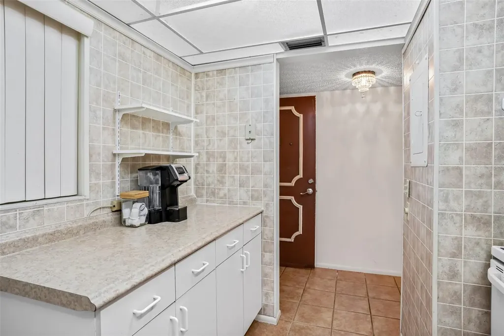 11485 Oakhurst Road Largo FL 33774