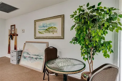 11485 Oakhurst Road Largo FL 33774