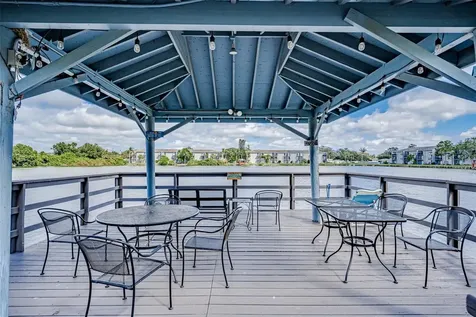 11485 Oakhurst Road Largo FL 33774