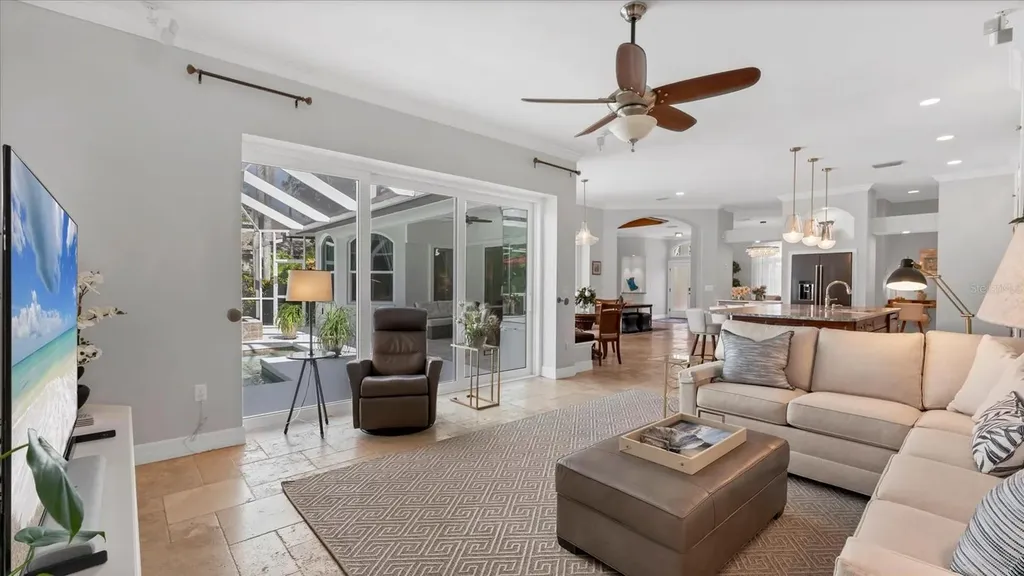 9979 Cherry Hills Avenue Circle Bradenton FL 34202