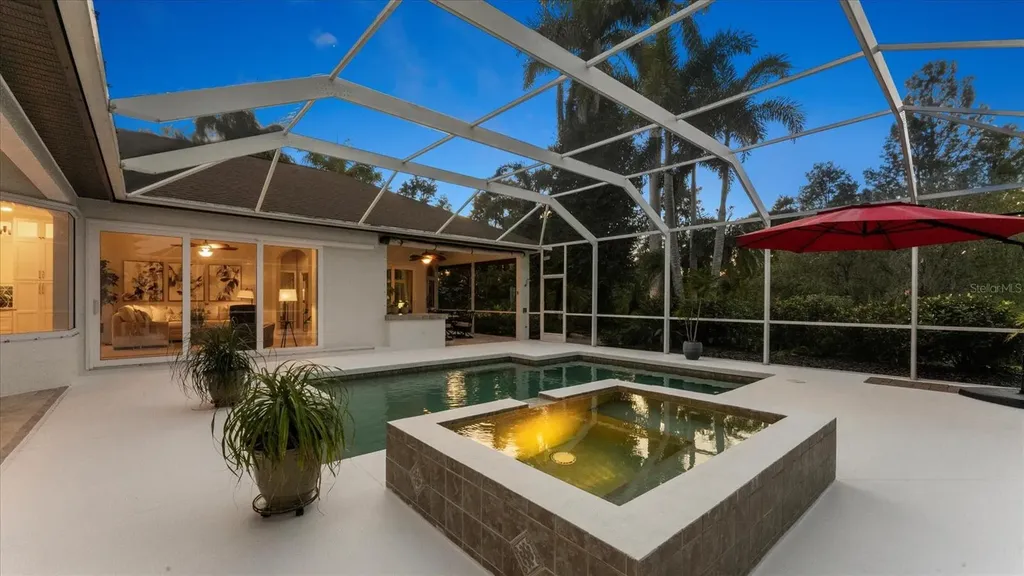 9979 Cherry Hills Avenue Circle Bradenton FL 34202
