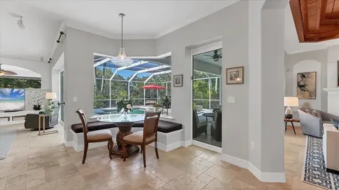 9979 Cherry Hills Avenue Circle Bradenton FL 34202