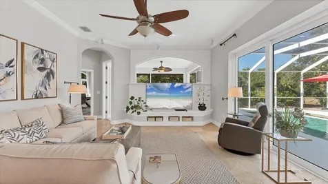 9979 Cherry Hills Avenue Circle Bradenton FL 34202