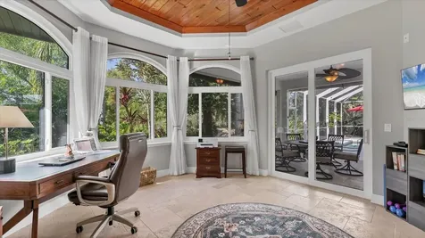9979 Cherry Hills Avenue Circle Bradenton FL 34202