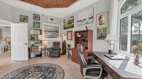 9979 Cherry Hills Avenue Circle Bradenton FL 34202