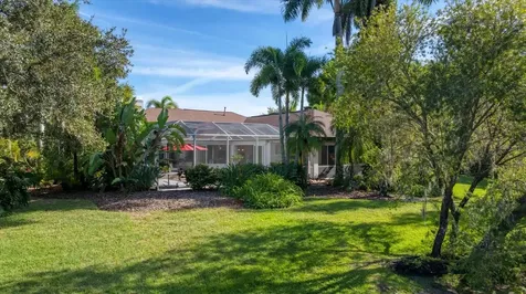 9979 Cherry Hills Avenue Circle Bradenton FL 34202