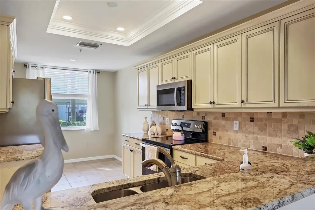 8735 Olde Hickory Avenue Sarasota FL 34238