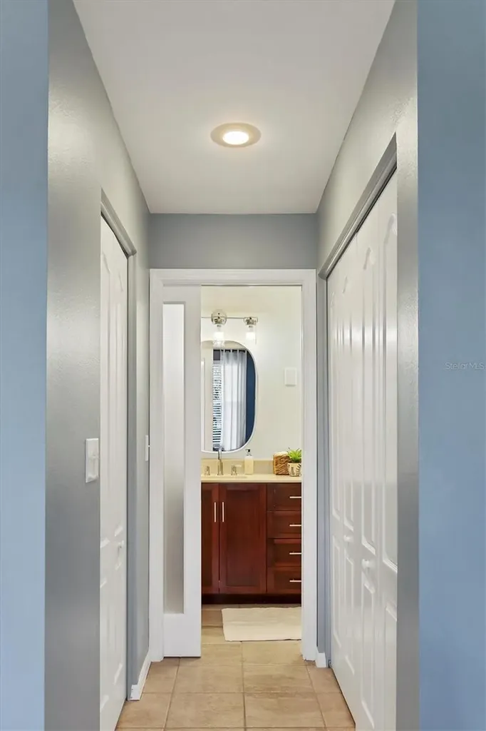 8735 Olde Hickory Avenue Sarasota FL 34238