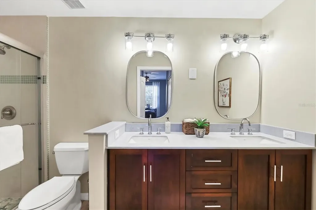 8735 Olde Hickory Avenue Sarasota FL 34238