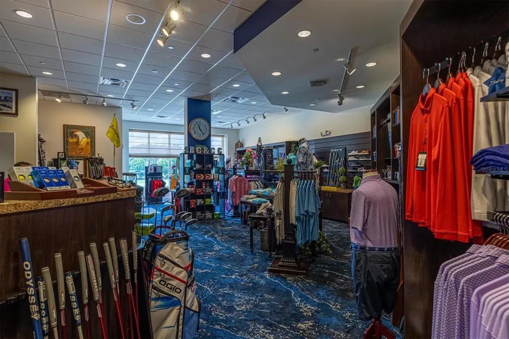 8735 Olde Hickory Avenue Sarasota FL 34238