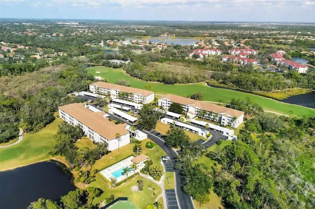 8735 Olde Hickory Avenue Sarasota FL 34238