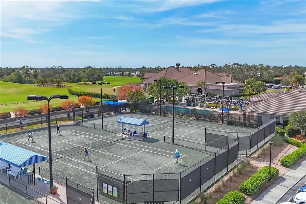 8735 Olde Hickory Avenue Sarasota FL 34238