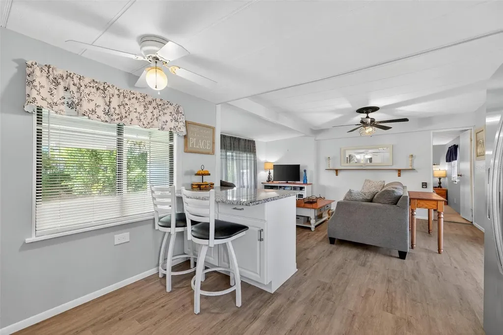 2718 Vindale Road Tavares FL 32778