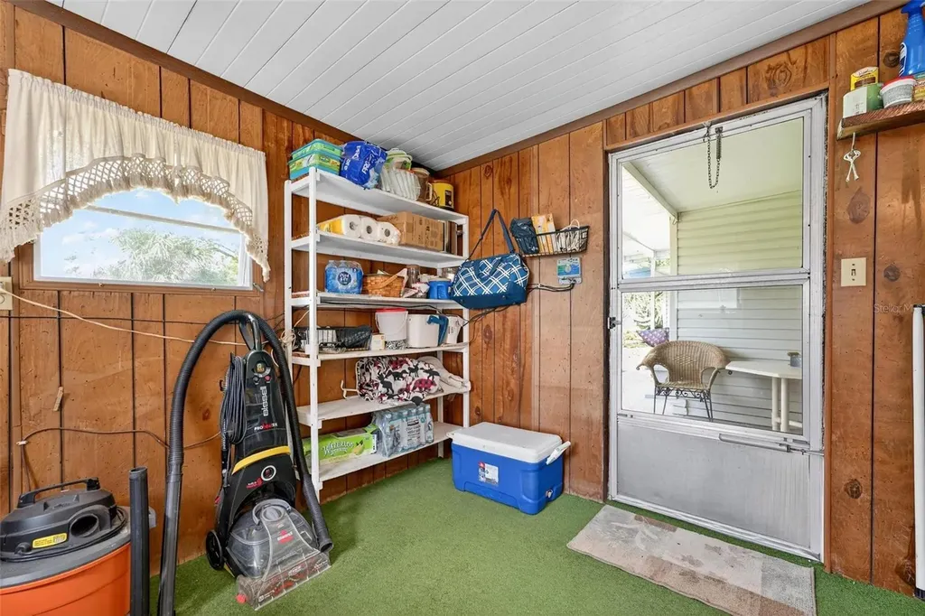 2718 Vindale Road Tavares FL 32778
