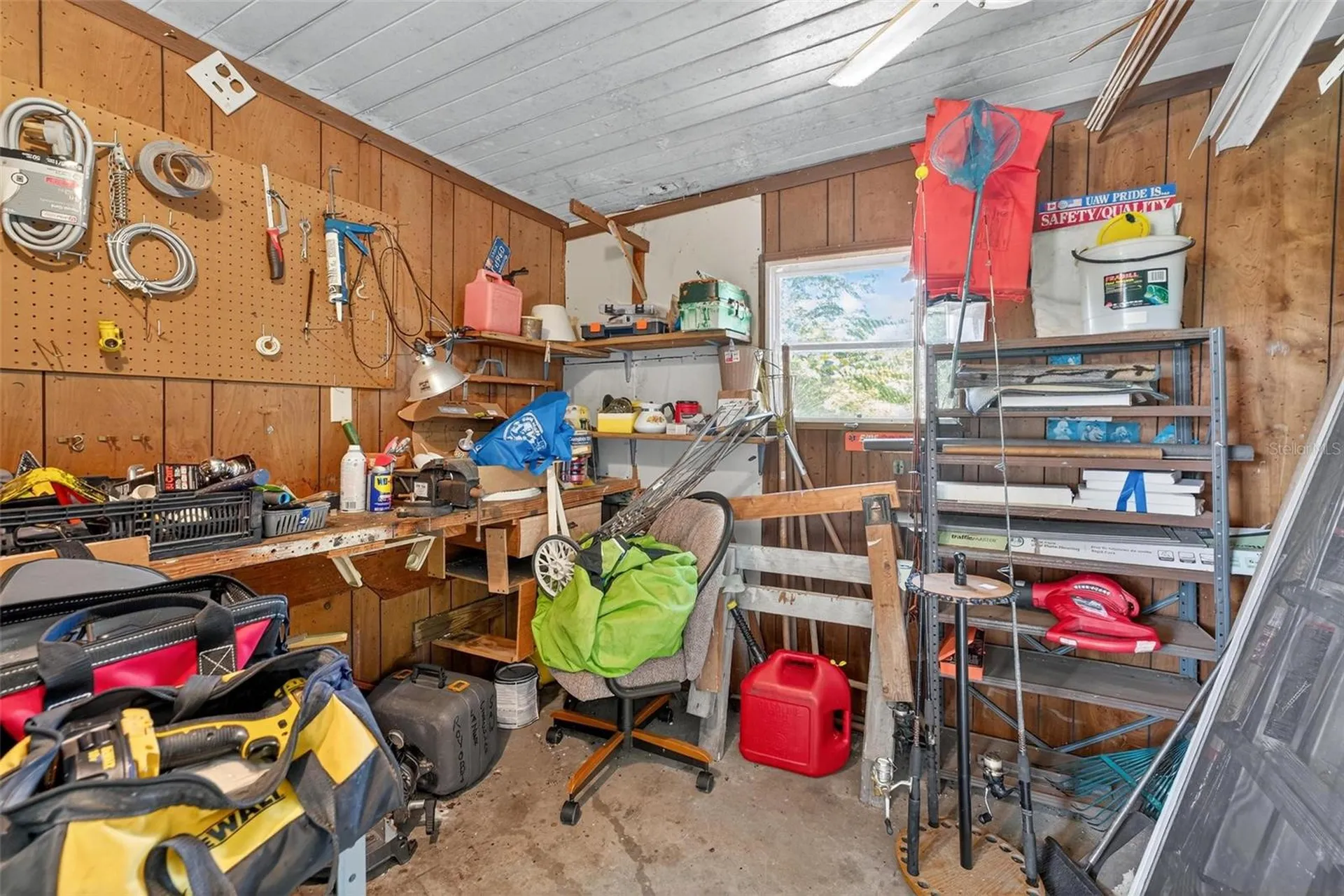 2718 Vindale Road Tavares FL 32778