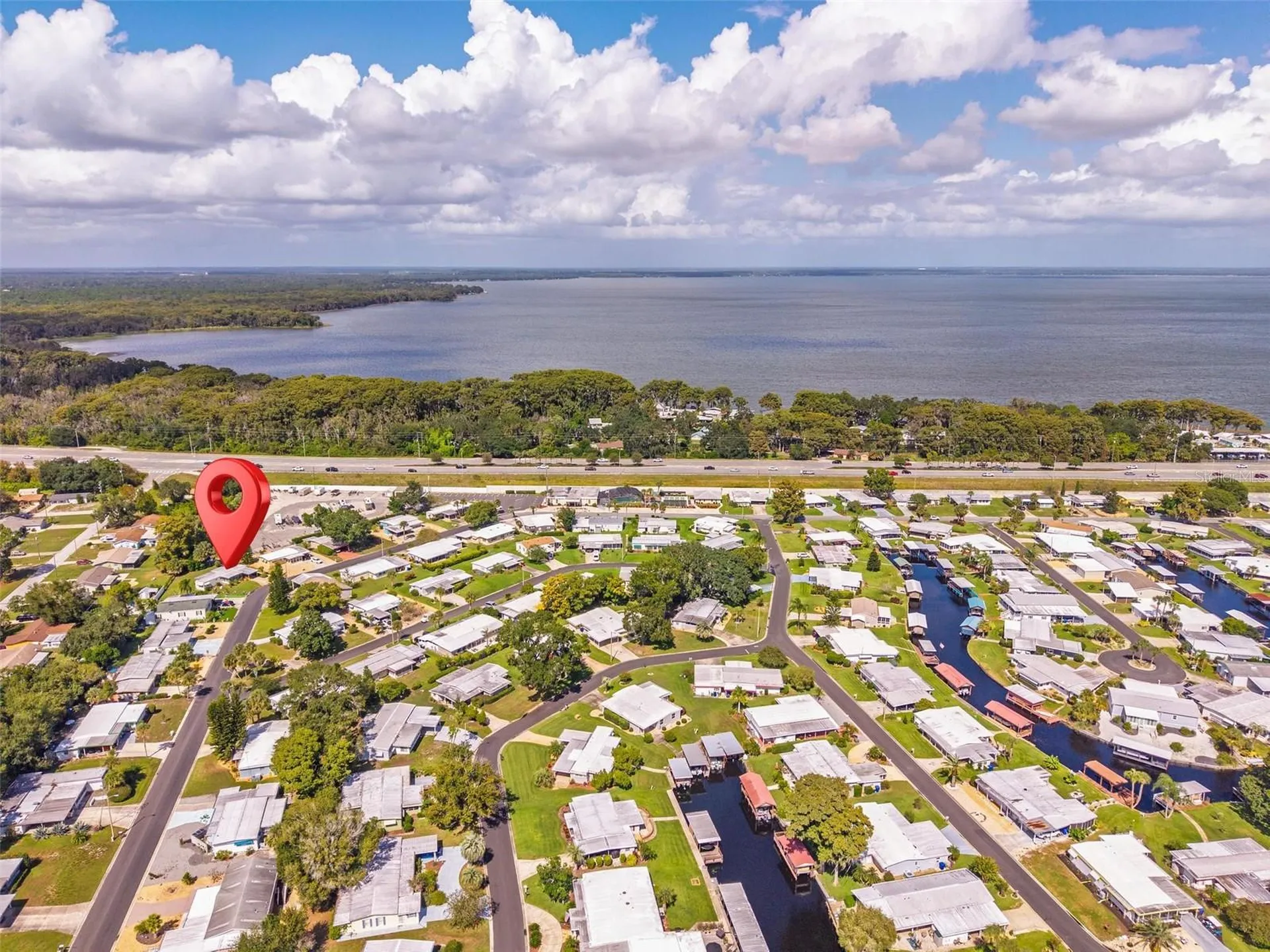 2718 Vindale Road Tavares FL 32778