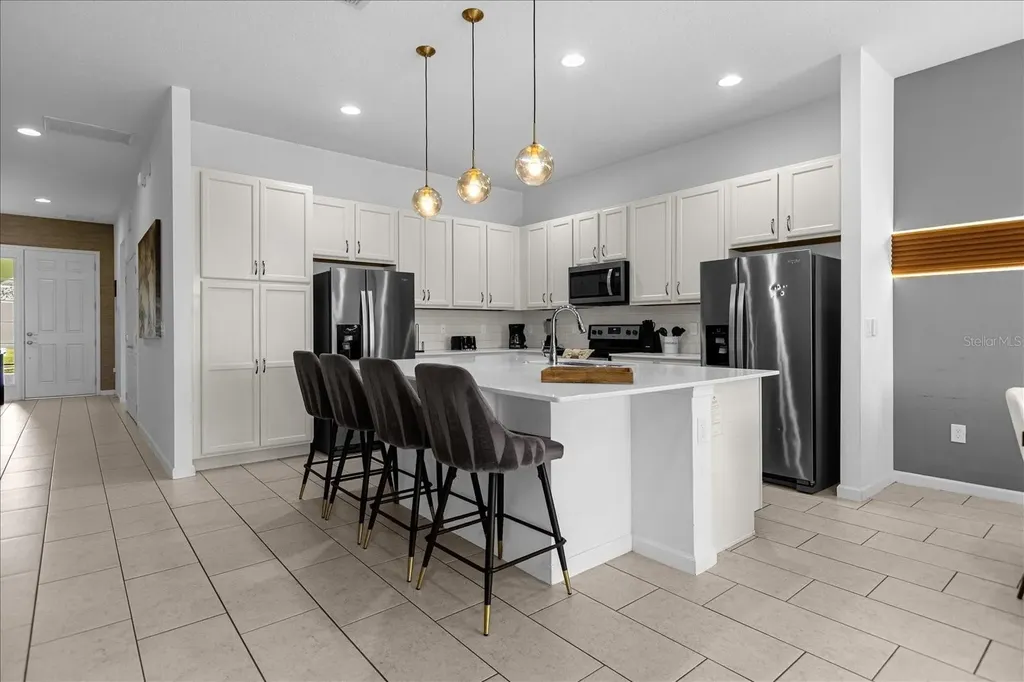 6056 Broad Oak Drive Davenport FL 33837