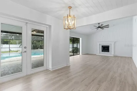 1623 Shady Leaf Drive Valrico FL 33596
