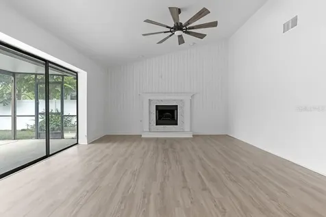 1623 Shady Leaf Drive Valrico FL 33596