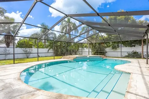 1623 Shady Leaf Drive Valrico FL 33596