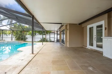 1623 Shady Leaf Drive Valrico FL 33596