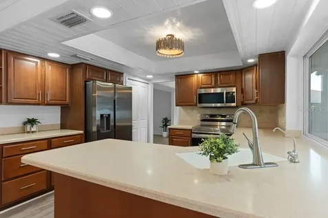 1623 Shady Leaf Drive Valrico FL 33596