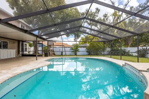 1623 Shady Leaf Drive Valrico FL 33596