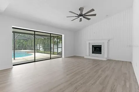 1623 Shady Leaf Drive Valrico FL 33596