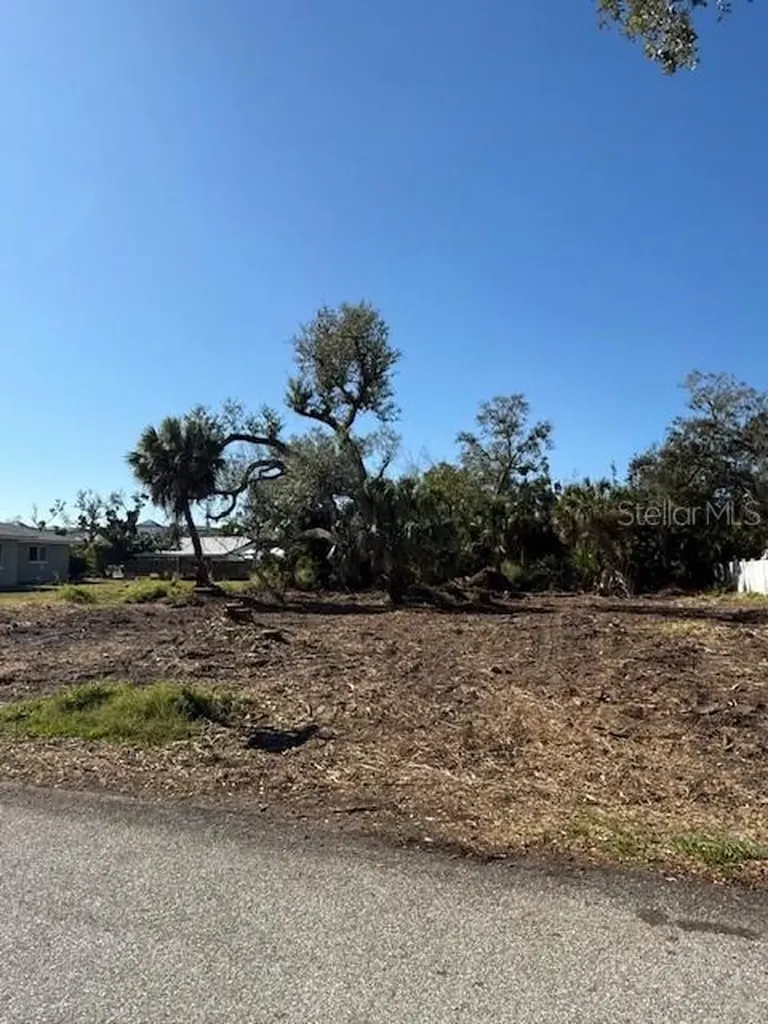 9161 Pine Cove Drive Englewood FL 34224