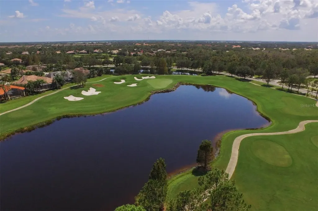 13853 Siena Loop Lakewood Ranch FL 34202