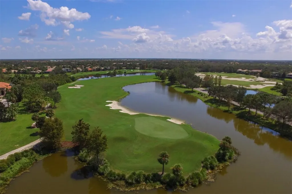 13853 Siena Loop Lakewood Ranch FL 34202