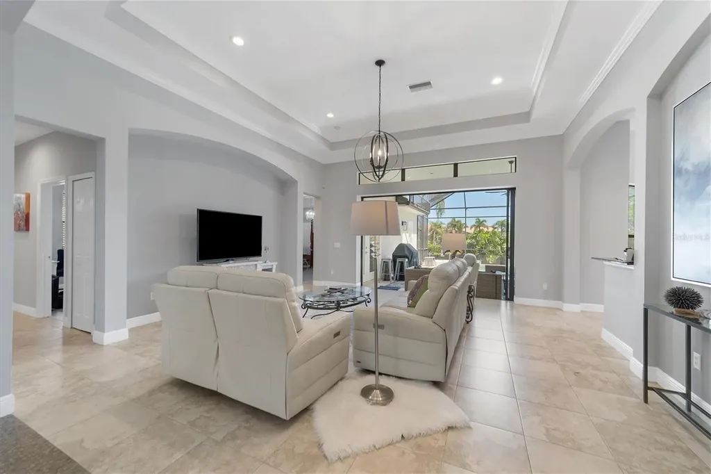 13853 Siena Loop Lakewood Ranch FL 34202