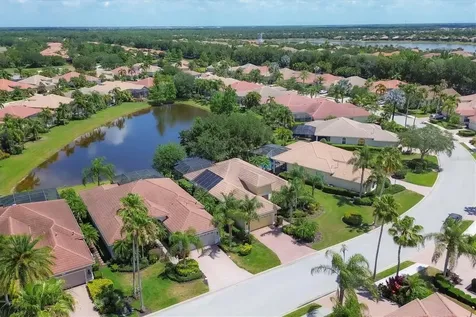 13853 Siena Loop Lakewood Ranch FL 34202