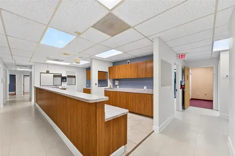 220 N Westmonte Drive Altamonte Springs FL 32714