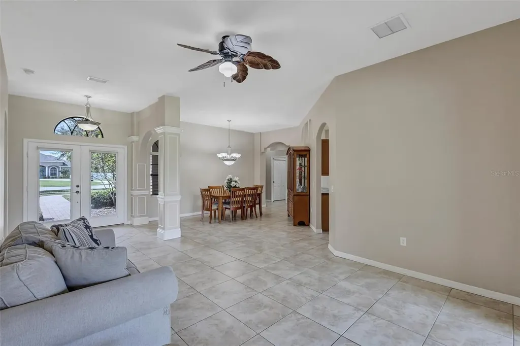 323 141st Court NE Bradenton FL 34212