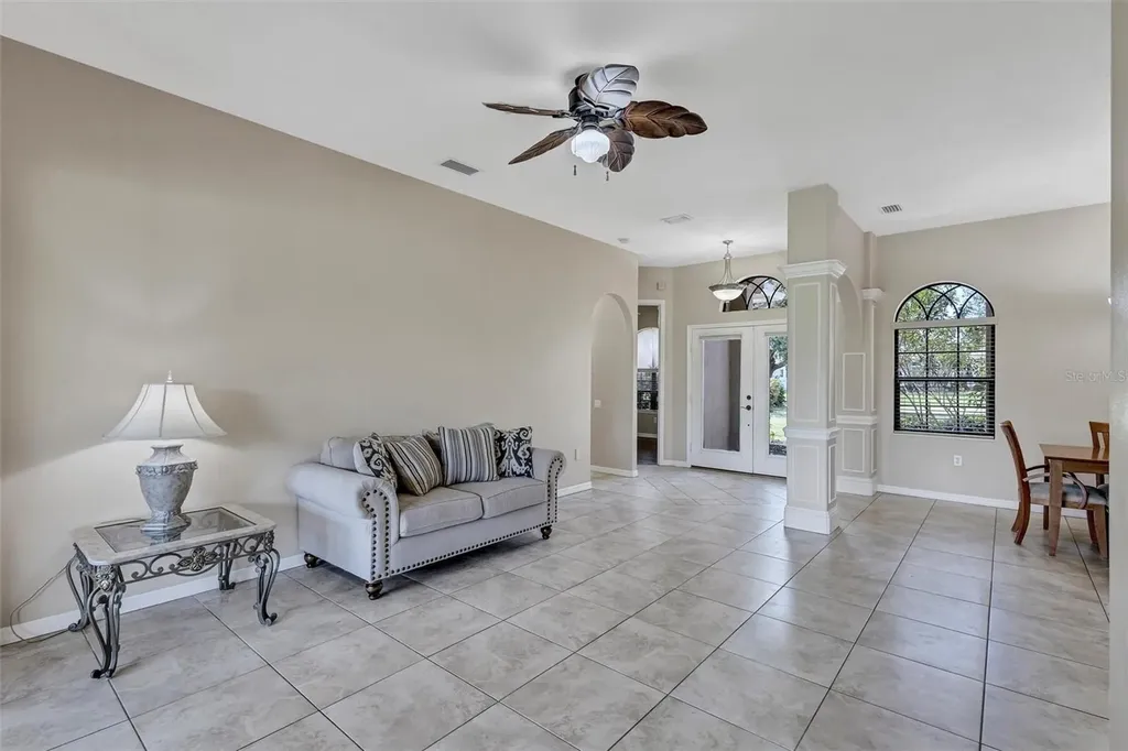 323 141st Court NE Bradenton FL 34212