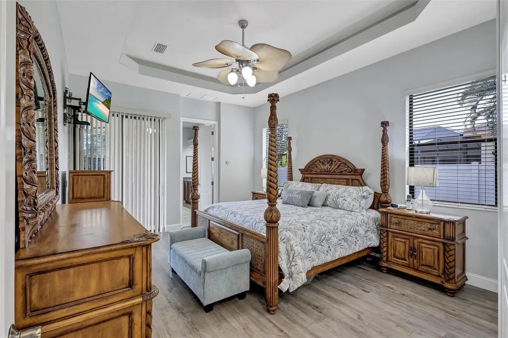 323 141st Court NE Bradenton FL 34212